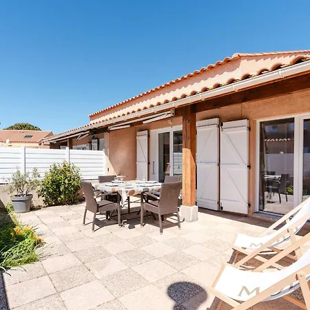 Pavillon Climatise Avec Piscine, Terrasse, Parking, Et Wi-fi A - Fr-1-409-265